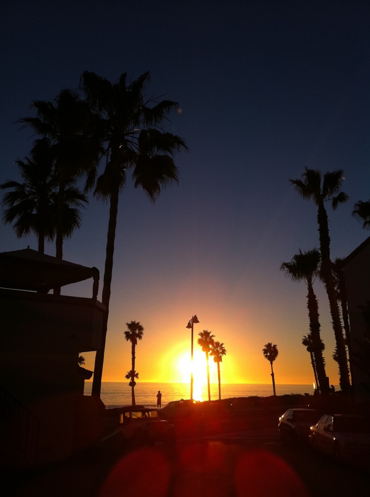 sunset at the san clemente pier
